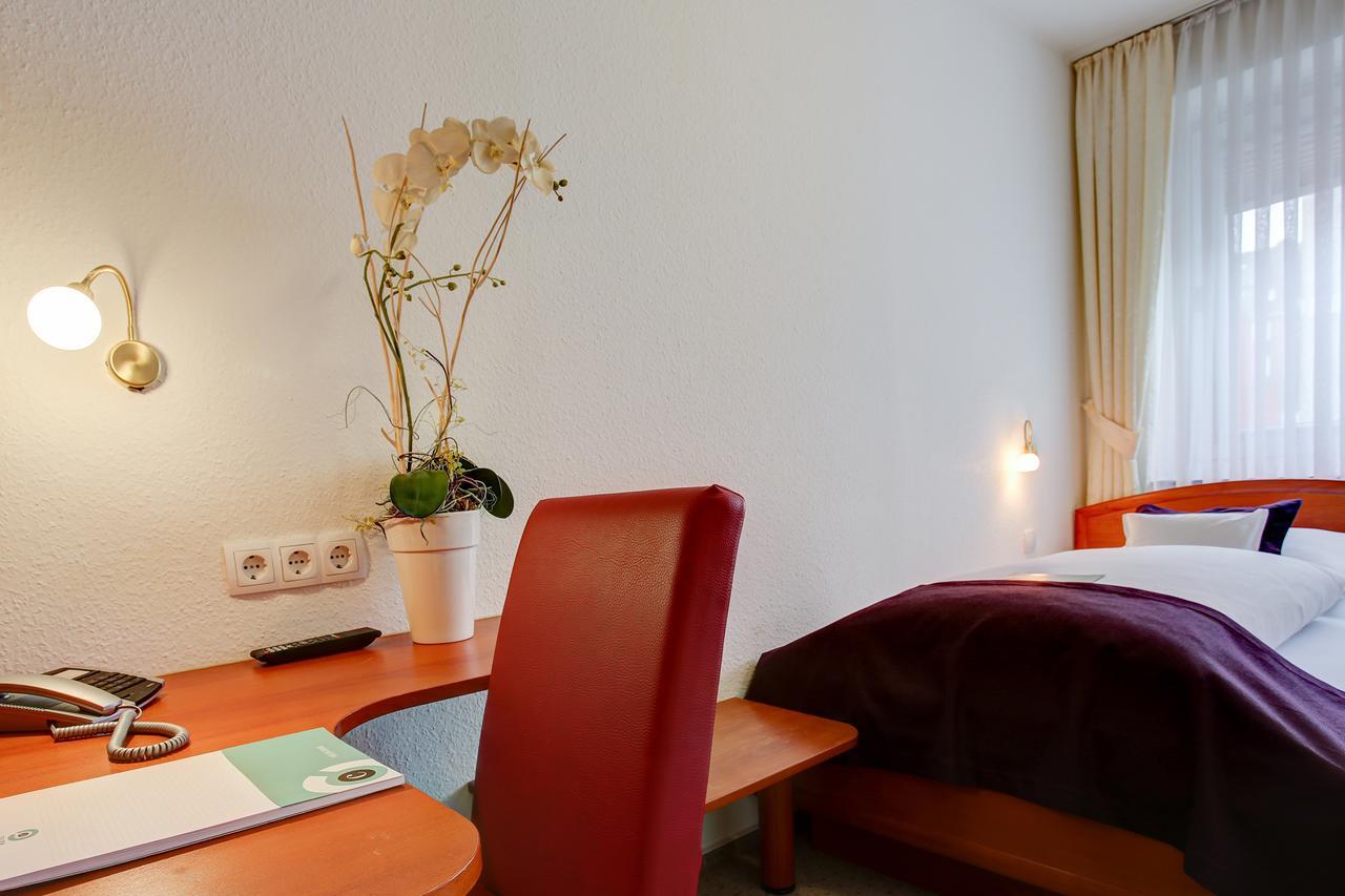 Ina Hotel Consul Киль Экстерьер фото