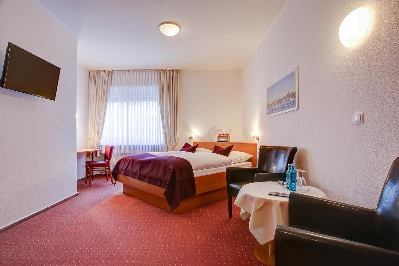 Ina Hotel Consul Киль Экстерьер фото