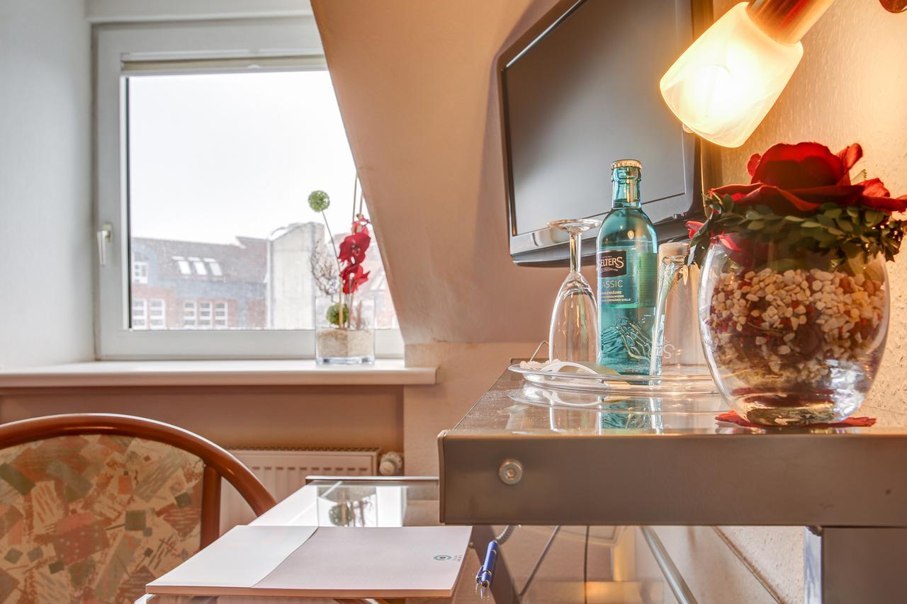 Ina Hotel Consul Киль Экстерьер фото