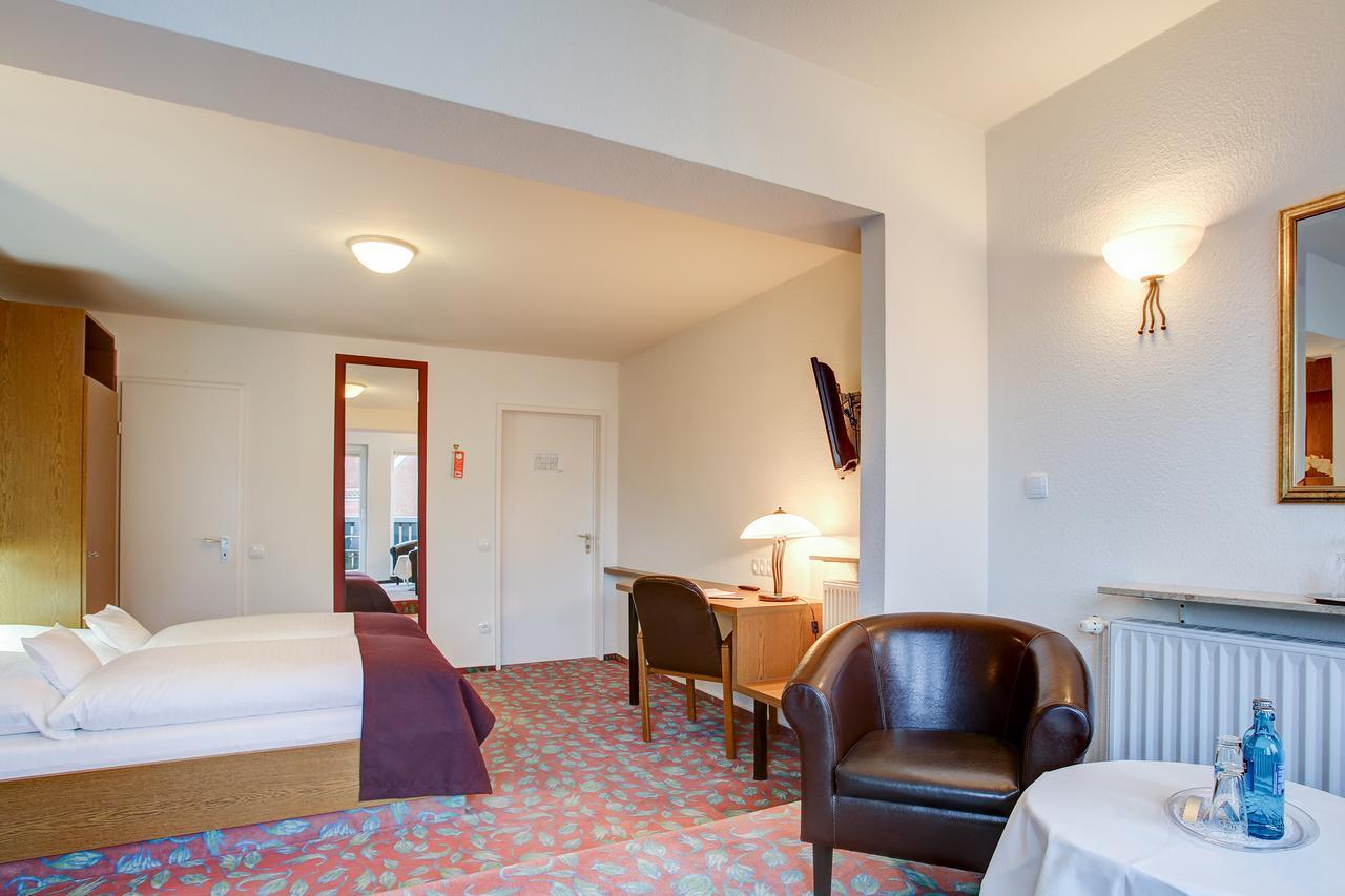 Ina Hotel Consul Киль Экстерьер фото
