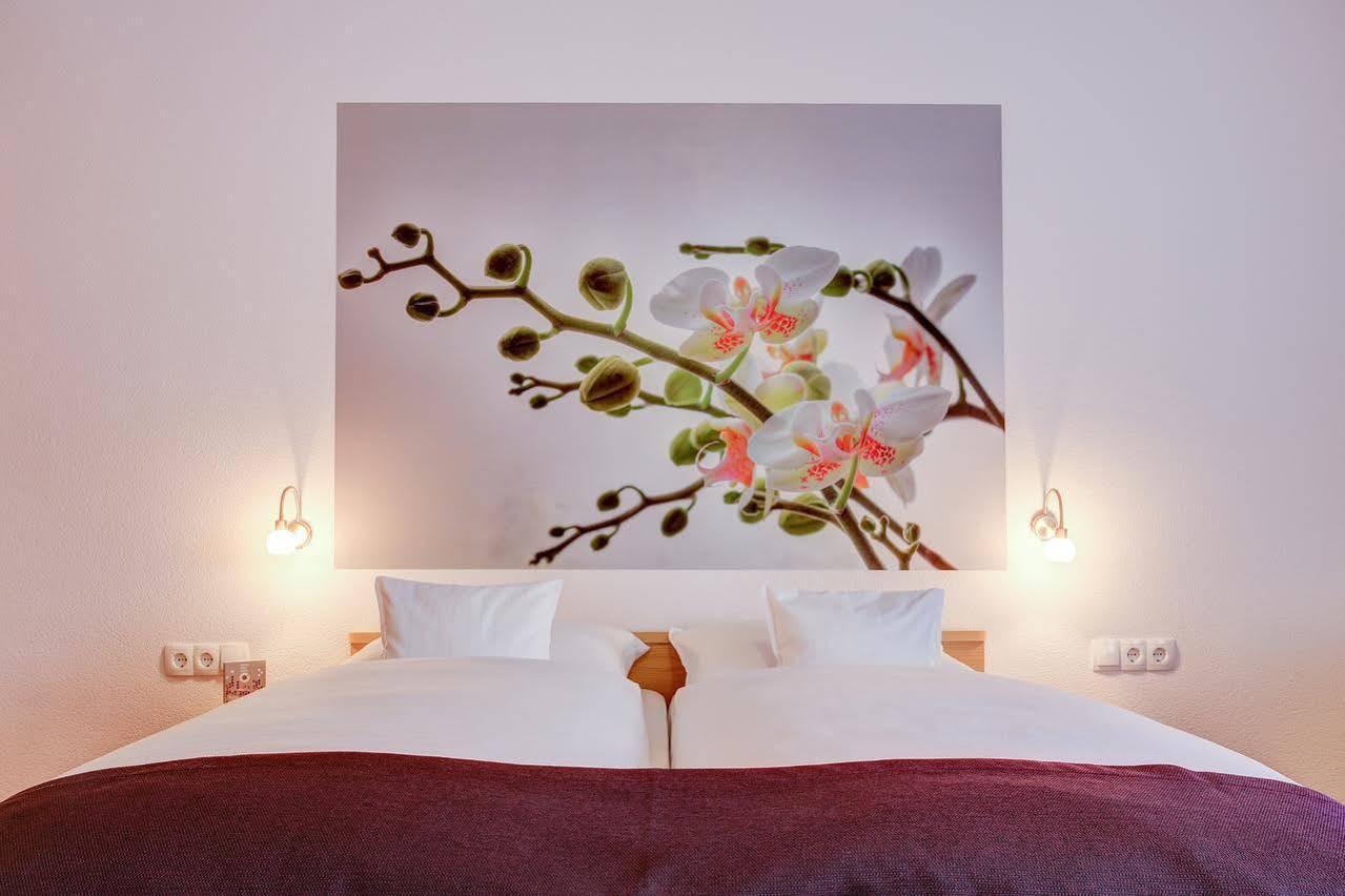 Ina Hotel Consul Киль Экстерьер фото